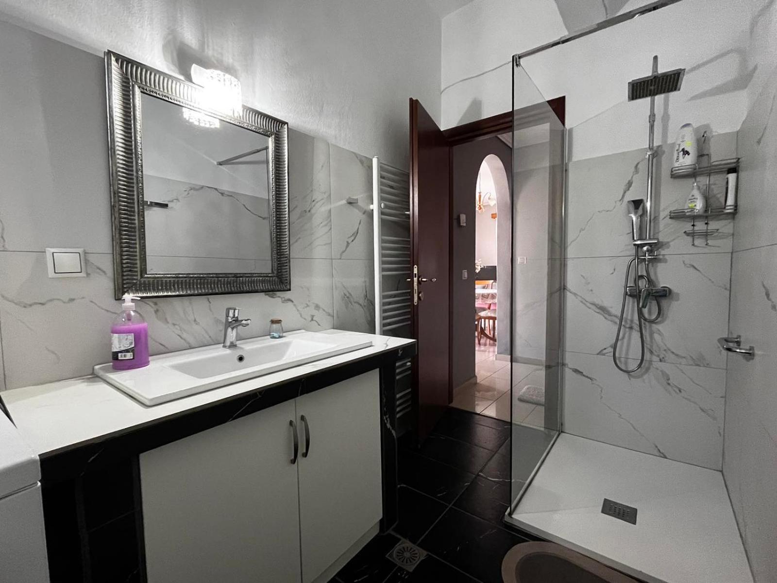 Soula'S Sunshine Big Apartment Nea Karvali Ngoại thất bức ảnh